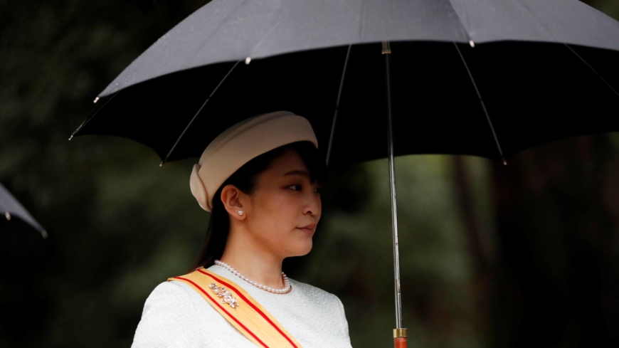 Japanese panel eyes imperial status for females but not commoner husbands