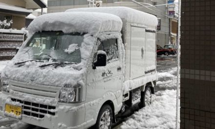 Snow pummels Sea of Japan coast as weather agency warns more is on the way