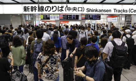 Shinkansen lines resume, but travelers may still face long delays