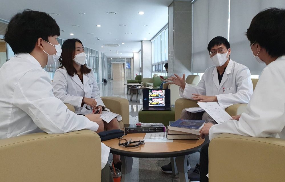 South Korean trainee doctors to quit in protest of plan to add physicians